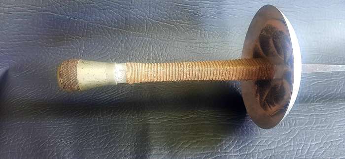 SET OF 3 VINTAGE LEON PAUL FENCING FOILS  109CM