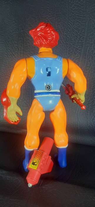 Lion-O with Sword of Omens, Claw Shield & Light-Up Ring Battle-Matic Action LJN 1985