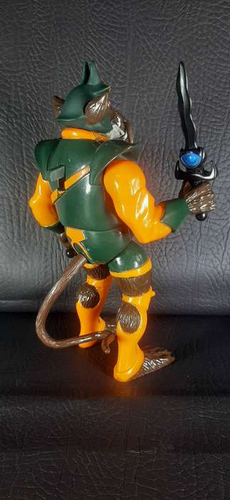 RATAR-O  SERIES TWO (1986)  MUTANT COMMANDER WITH SWORD & HELMET  THUNDERCATS VILLAIN  LJN