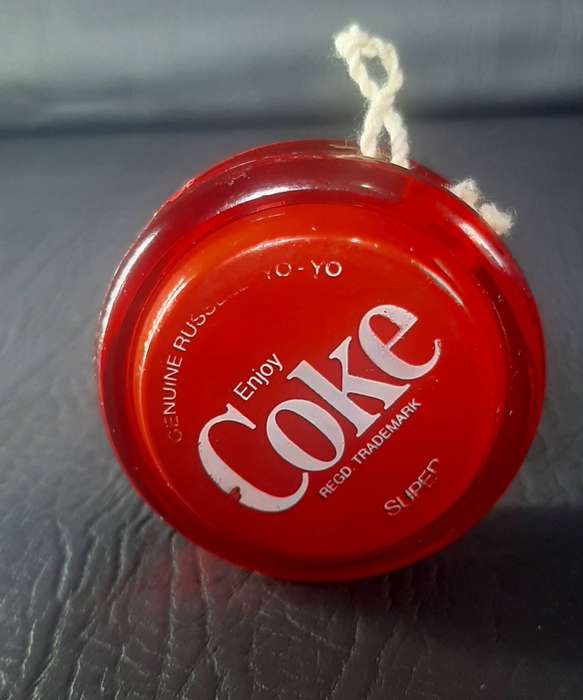 1980s RUSSELL COCA-COLA YO-YO  GENIET COKE  VINTAGE SOUTH AFRICAN EDITION