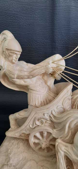 IVORINE CHARIOT STATUE  CLASSICAL DRAMA IN MOTION  27CM