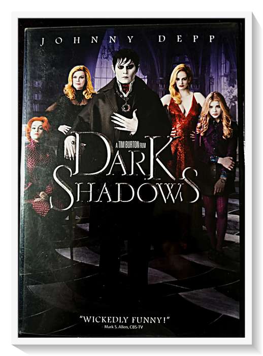 Dark Shadows by Tim Burton Starring Johnny Depp PG2-13 - Casing and Disc in Good Condition