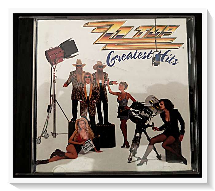ZZ TOP - Album: Greatest Hits Album- Disc and Booklet Cover in Very Good Condition *****