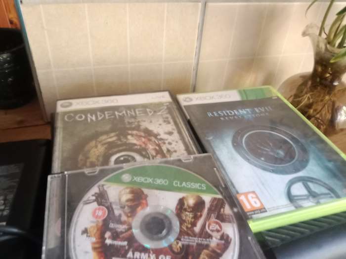 Xbox 360e 500gb bundle