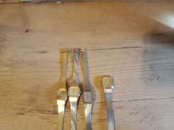 Ladies vintage lot watches as is