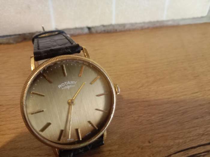 Stunning Rotary mens vintage quartz watch