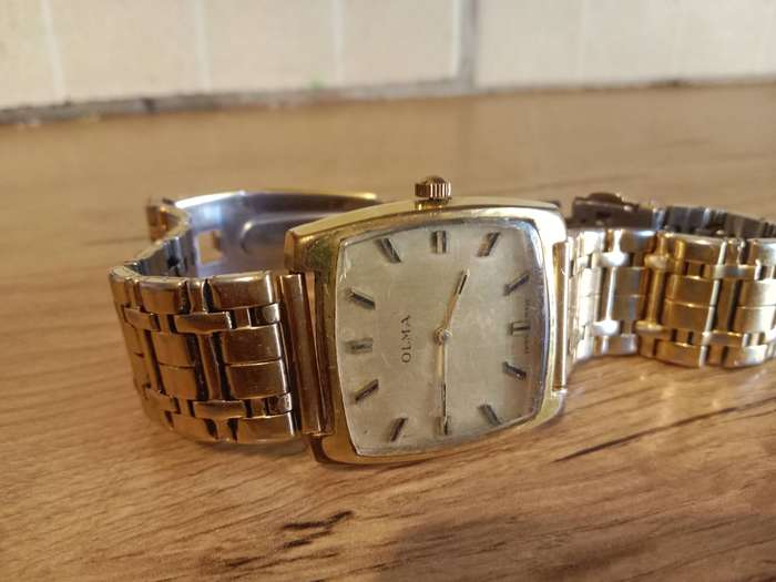 Beautiful Olma mens vintage manual watch