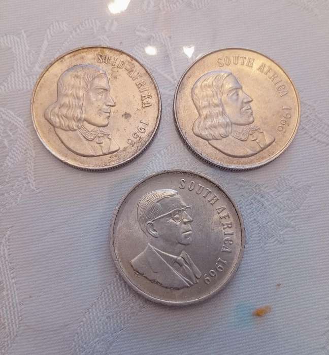 3 silver R1 1966, 1969
