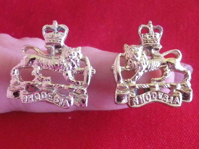 RHODESIAN STAFF CORPS. FACING PAIR ANODISED MESS DRESS COLLARS - PRE 1970   (8818)