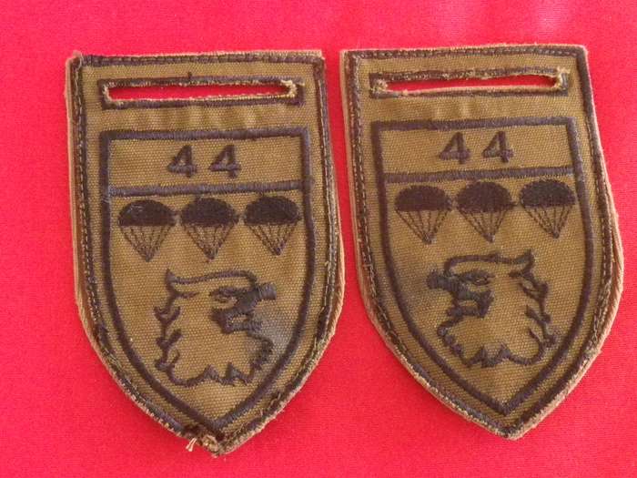 SADF - 44 PARA BRIGADE - 3 PARA BN. FACING PAIR SUBDUED SHOULDER FLASHES (8876)