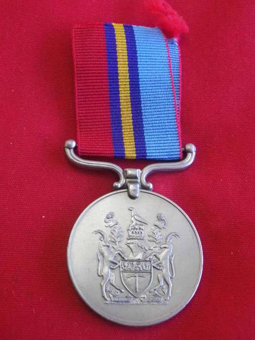 RHODESIAN FULL SIZE GENERAL SERVICE MEDAL (RhGSM) TO 510140 PTE R.MUNGADZI  SEE BELOW     (215)