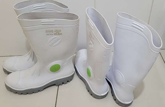 SABS APPROVED High Quality Size 13 Steel Toe-Capped STIMELA Executive Safety Gum Boots (Bid Per Lot)