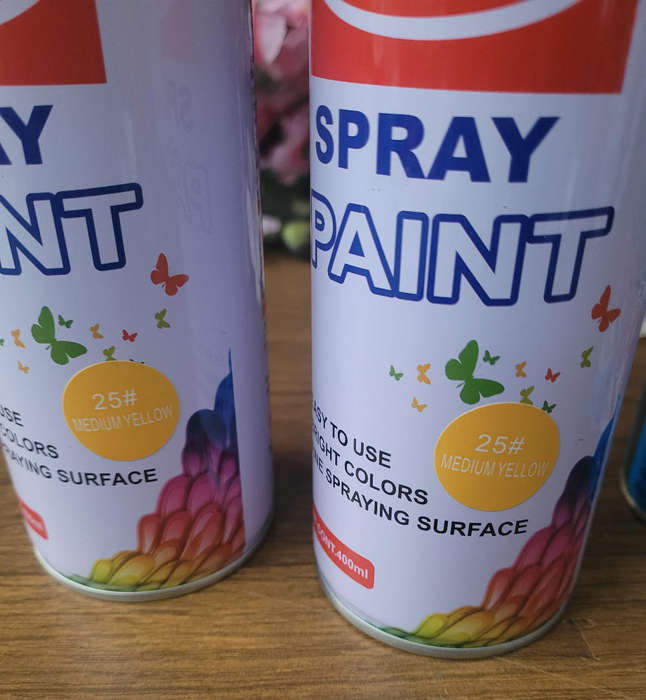 400g Multi-Coloured Spray Paint Lot - Expiry: 2025 / 2026 / 2028 - Bid per Lot of 10x Cans