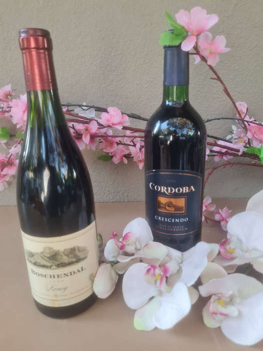 Collector`s Vintage Wine Collection. BOSCHENDAL 1996 / CORDOBA 1996-CERTIFIED & NUMBERED
