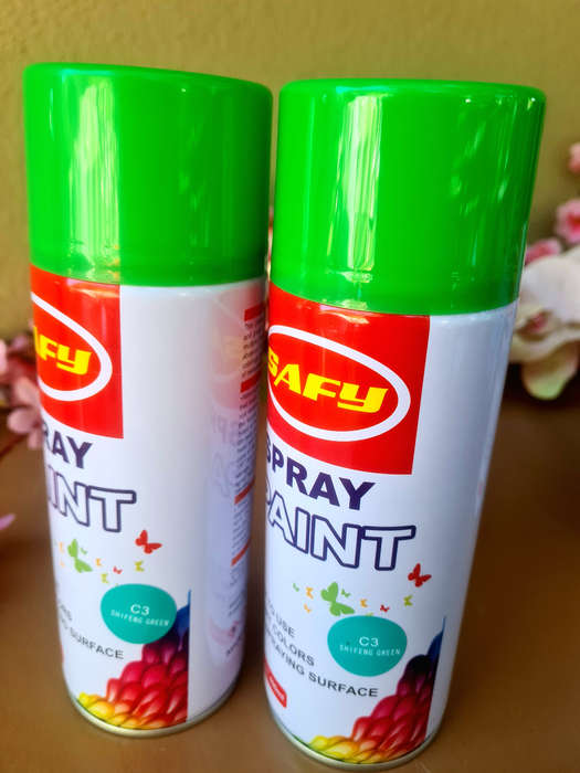 400g Multi-Coloured Spray Paint Lot - Expiry: 2028 / 2026 / 2025 - (Bid per RANDOM Lot of 6x Cans )