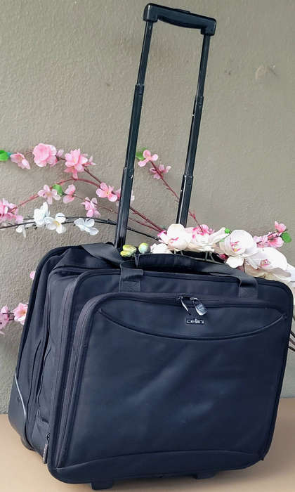 ORIGINAL... Good -Used CELLINI PILOT BAG-With Brand New Numeric Suit Case Lock/Zip-Concealed Handle