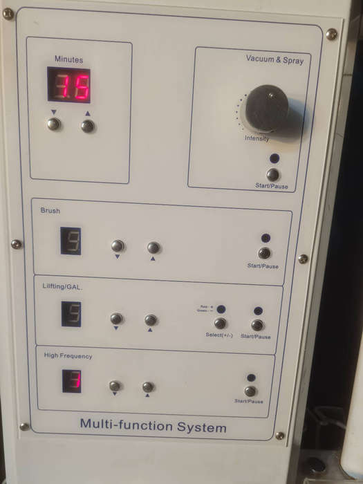 Professional Multifunction Spa Rejuvenation/Skin Care Machine (B-8618-11). Switches On As Pictured..