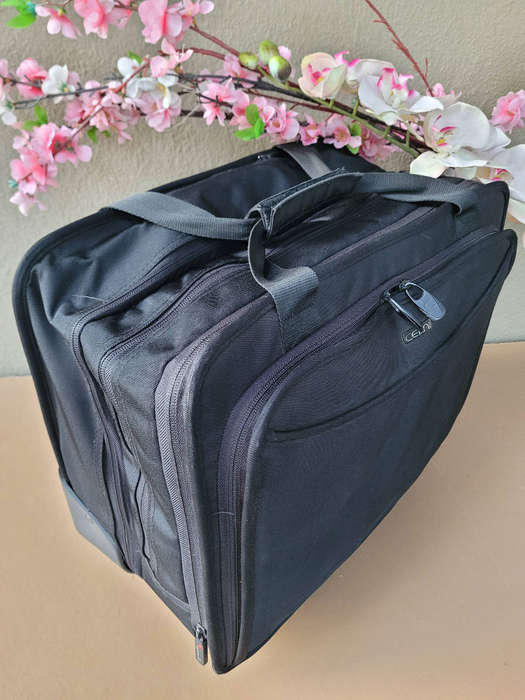 ORIGINAL... Good -Used CELLINI PILOT BAG-With Brand New Numeric Suit Case Lock/Zip-Concealed Handle