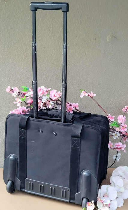 ORIGINAL... Good -Used CELLINI PILOT BAG-With Brand New Numeric Suit Case Lock/Zip-Concealed Handle