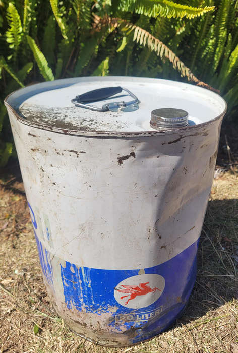 7-8L Contents - Mobil Collector`s ATF Oil Drum 8.2Kg In Weight