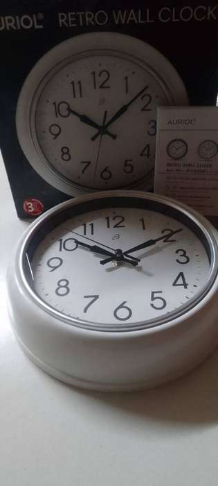 Wall Clock - Auriol Retro wall Clock  - silent ticking - battery operated - still in their boxes
