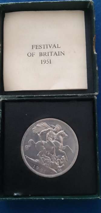 1951 Festival of Britain  5 Shillings- Crown -  in original gift box