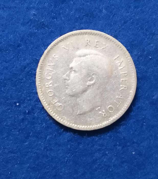 1947 South Africa Three Pence (3D) silver coin - circulated