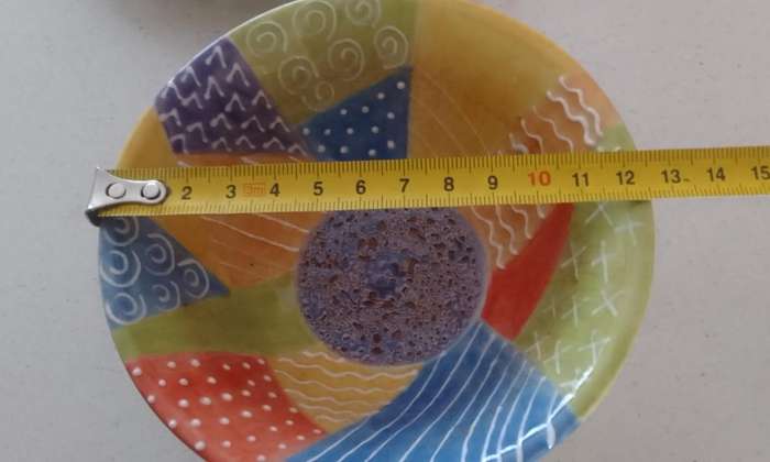 HAND PAINTED CERAMIC SIDE PLATE WITH HAND PAINTED SMALL CERAMIC BOWL