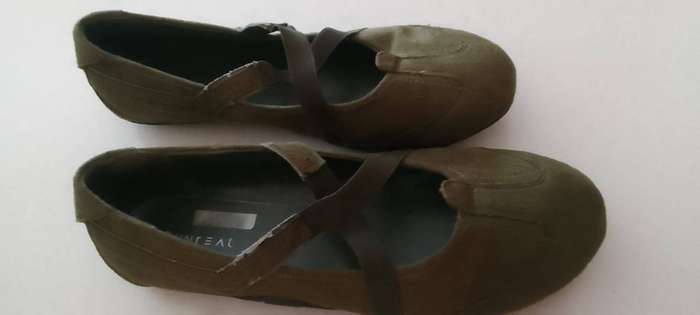 Ladies shoes  X-over sport Olive green slip on (size 8)