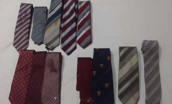 ties - Men's ties - 12 available - your bid takes all