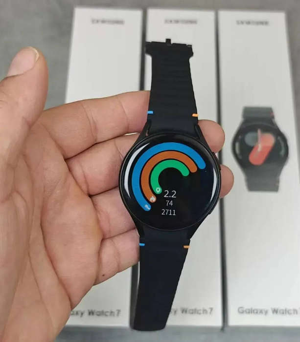 SAMSUNG GALAXY SMARTWATCH 7 (SEALED)
