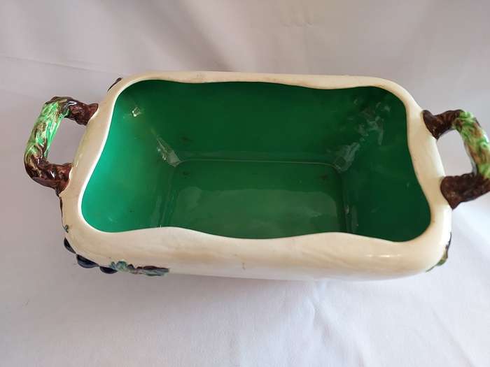 Carlton ware Grapevine planter green