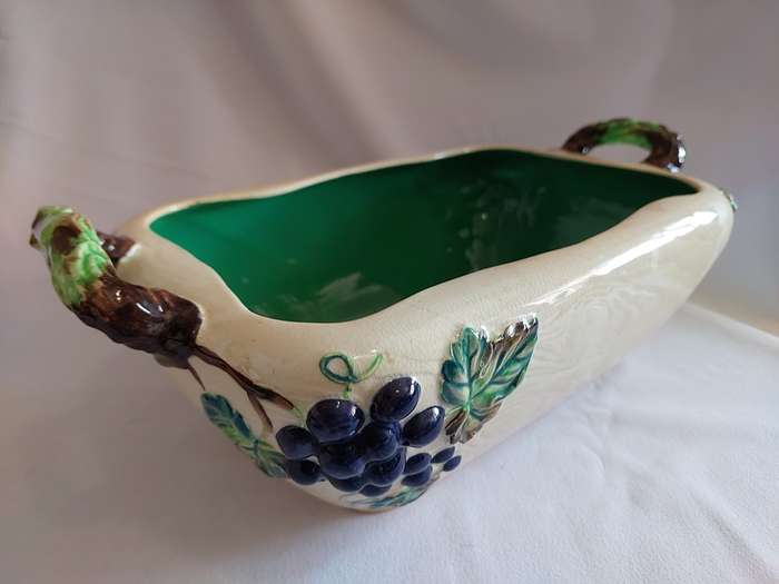 Carlton ware Grapevine planter green
