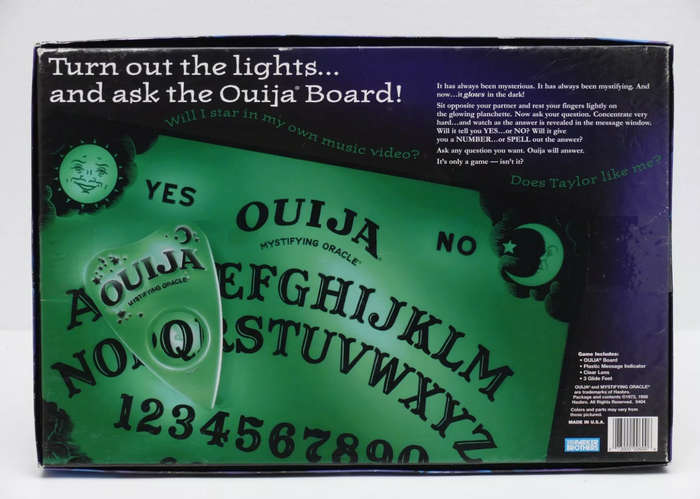 Original Ouija Board  / Spirit board - glow in the dark!
