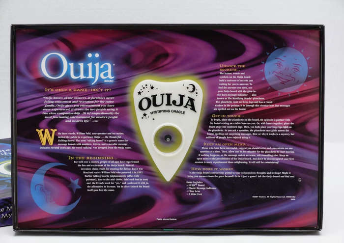 Original Ouija Board  / Spirit board - glow in the dark!