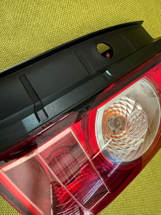 2015 Renault Duster Right Rear Tail Light - Slightly Damage