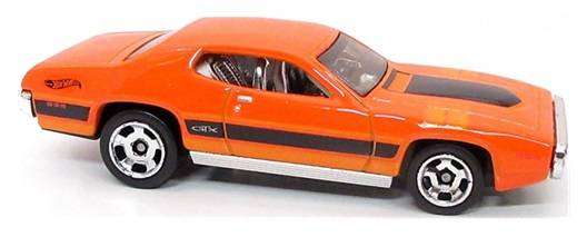 Hot Wheels 2023 166/250 Plymouth GTX 1971 Muscle Mania