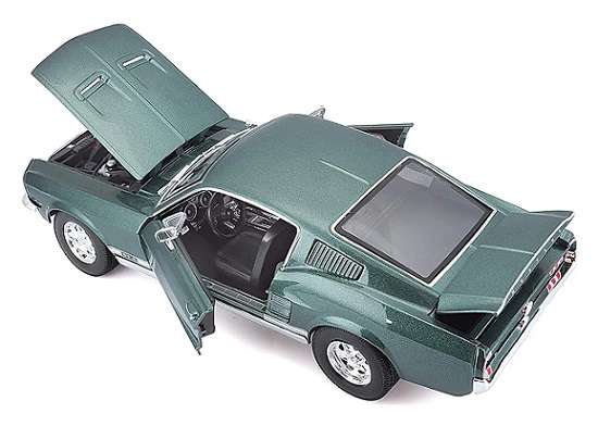 Maisto 31166 Ford Mustang GTA Fastback 1967 1/18 scale