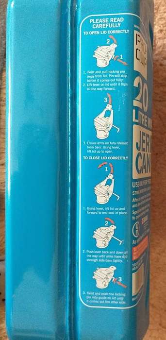 20 L Blue metal water jerry can as used by NATO forces (Pro Quip)