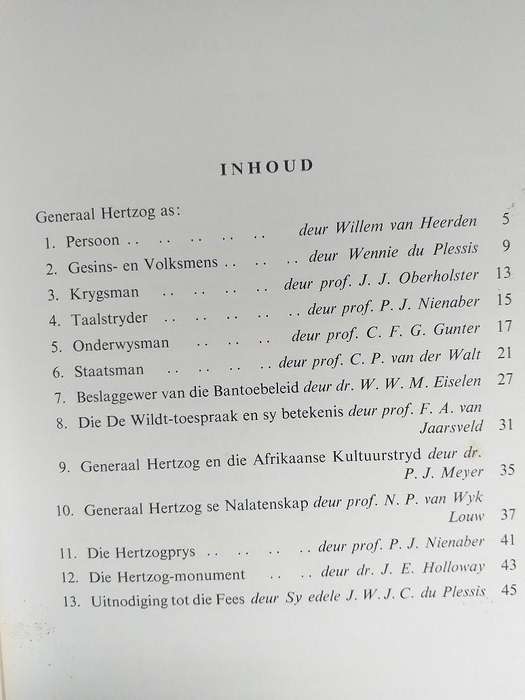 JBM Hertzog Suid Afrika Eerste SAUK Publikasie