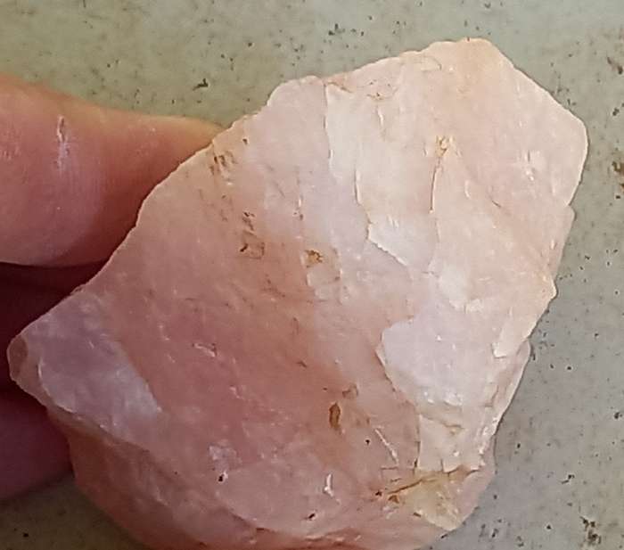Rose quartz approx 45mm x 45mm x 75mm