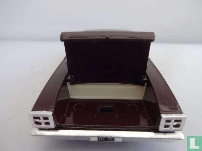 Ford Galaxie 500 1966 black 1/43 Atlas/Dinky NEW+boxed #6111 instant wheels