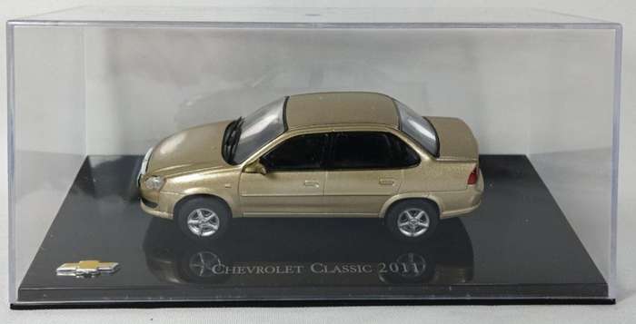Chevrolet Classic 2011 gold 1/43 NEW+boxed IXO/Altaya #6118 instant wheels