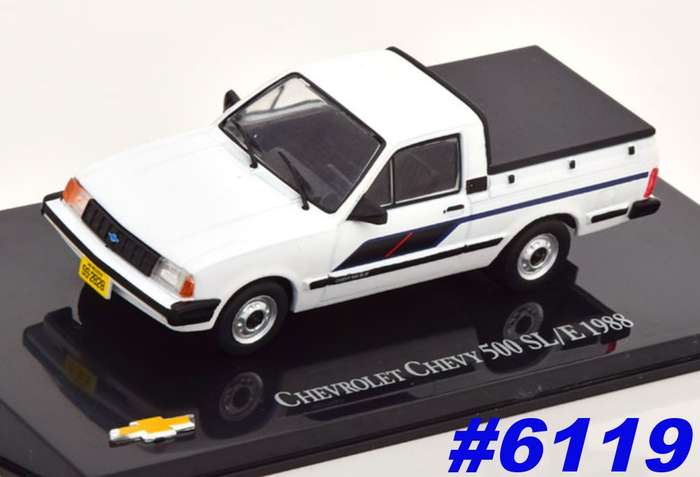 Chevrolet Chevy 500 SL/E 1988 pick-up white/black 1/43 IXO/Altaya NEW+boxed #6119 instant wheels