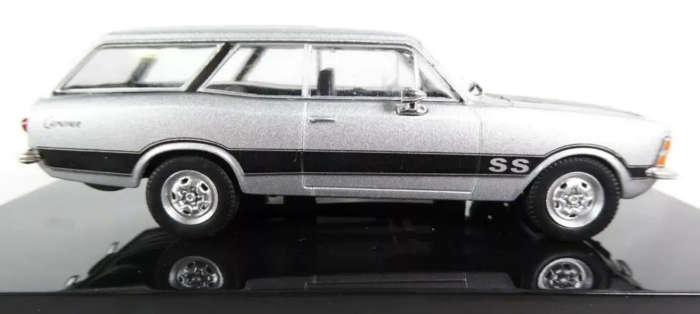 Chevrolet Opala ser.2 Caravan/st'nwgn SS 1979 silver 1/43 IXO/Altaya NEW+boxed #6128 instant wheels