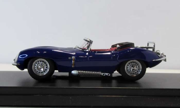 Jaguar XK SS covertible 1957 blue metallic 1/43 IXO/PremiumX NEW+boxed #6157 instant wheels