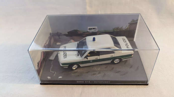 BMW 518 [E28] 1983 Polizei J.Bond 007 Octopussy white 1/43 IXO/Altaya NEW+boxed #6175 instant wheels