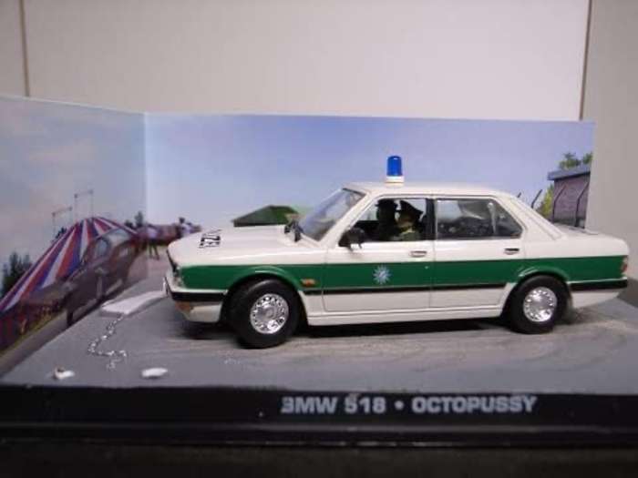 BMW 518 [E28] 1983 Polizei J.Bond 007 Octopussy white 1/43 IXO/Altaya NEW+boxed #6175 instant wheels