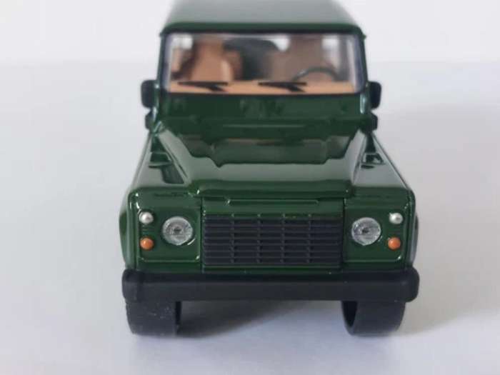 Land Rover Defender swb 1995 dark green 1/43 Norev Jet Car NEW+boxed #6198 instant wheels