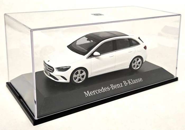 Mercedes-Benz B-class (W247) 2018 Polar White 1:43 Herpa NEW+boxed #6223 instant wheels